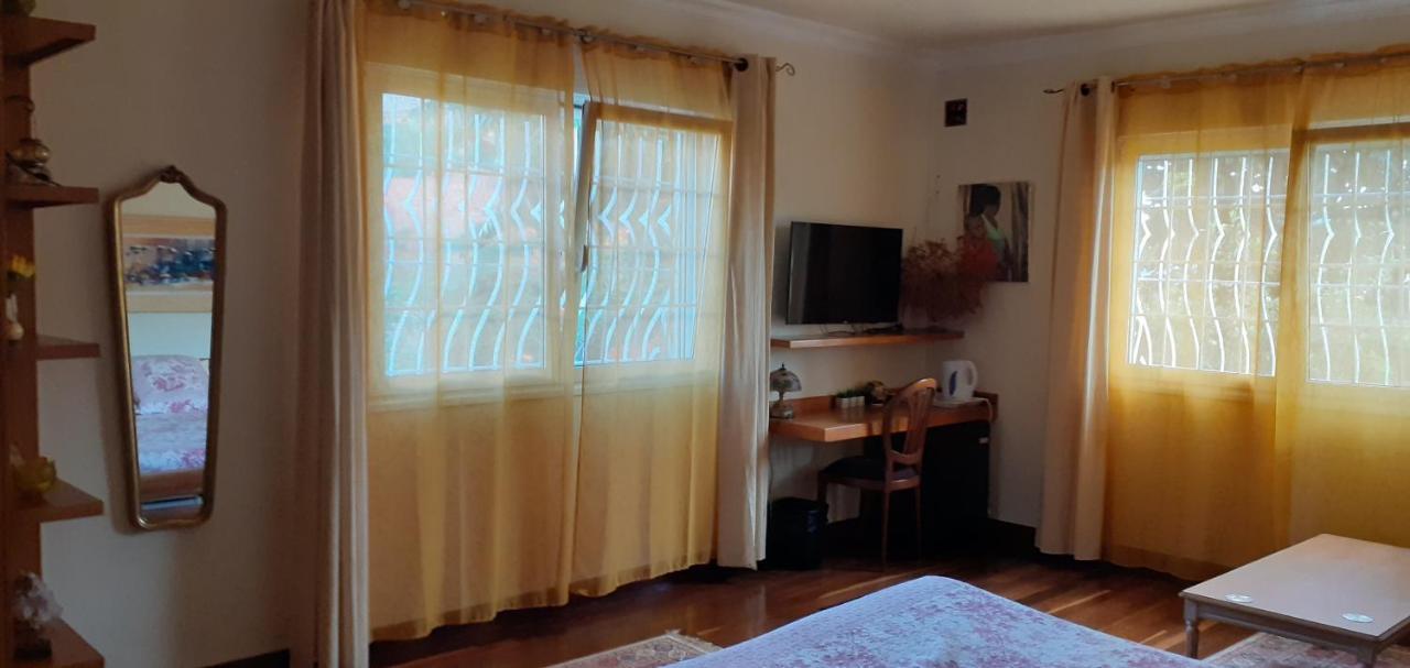 Chambre d'Hôte Villa Maritampona Antsirabe Extérieur photo